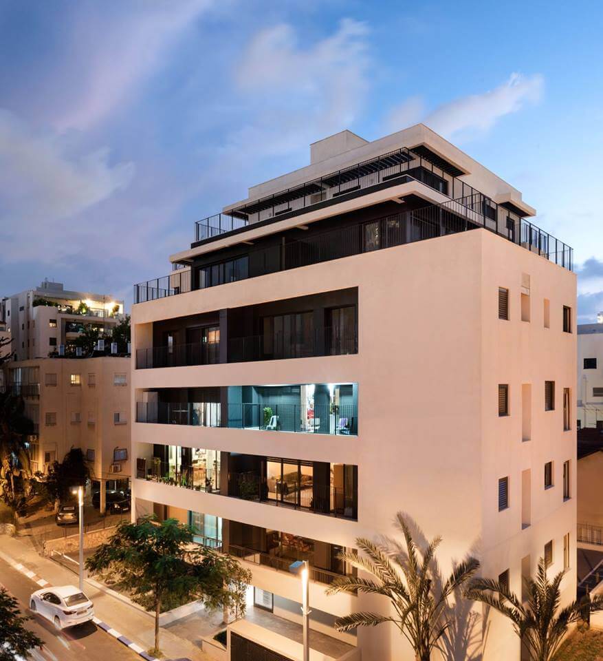 44043479_1962441717168539_3268789000692826112_n